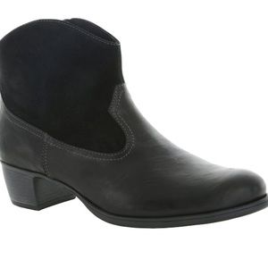 Munro Laramie Boot